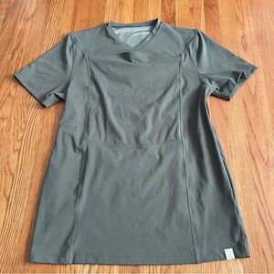 Lalabu Men's kangaroo hands free baby Green shirt Large